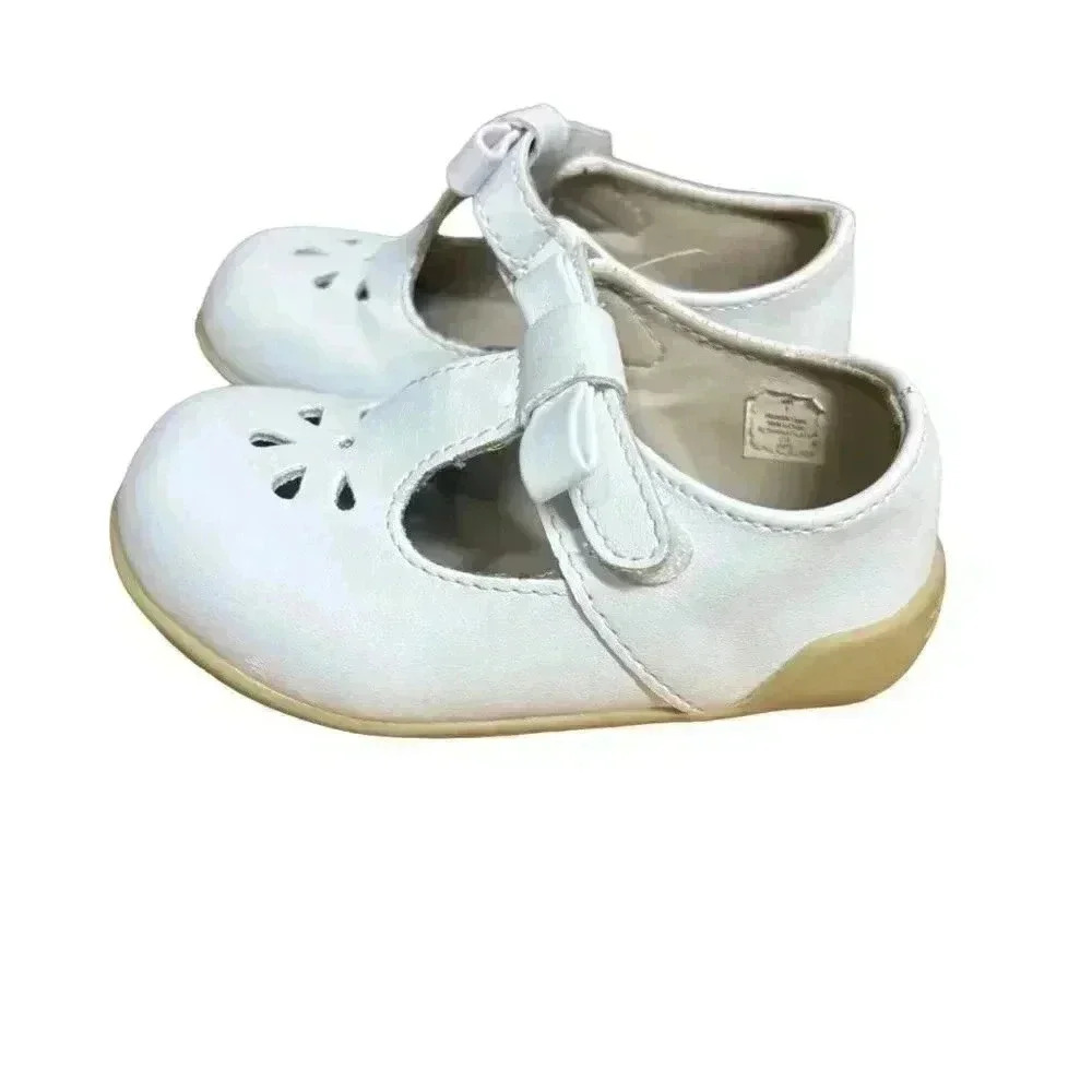 Trimfoot Co. Baby Girl White Leather Mary Jane Shoes Bow Flower Detailing size 5 - Picture 6 of 8